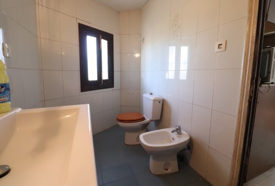 Resale - Villa - Heredades - Heredades - Village