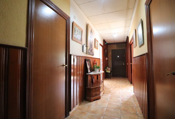 Resale - Villa - Heredades - Heredades - Village