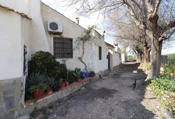 Resale - Villa - Heredades - Heredades - Village