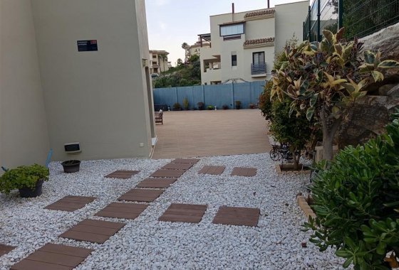 Resale - Apartment - Estepona - Selwo