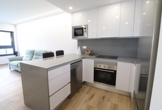 Resale - Apartment - Orihuela Costa - Villamartin