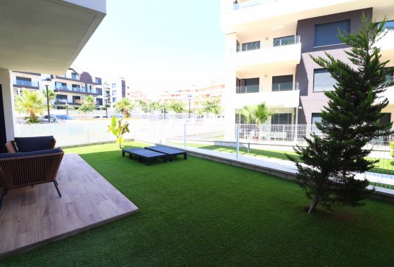Resale - Apartment - Orihuela Costa - Villamartin