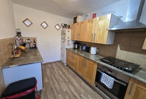 Resale - Country House - Sax