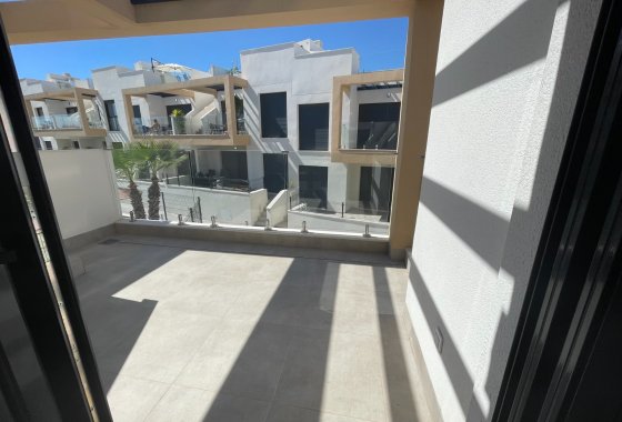 Resale - Apartment - Orihuela Costa - Villamartin