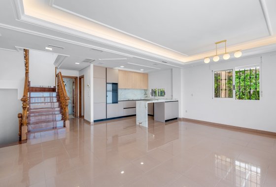 بازفروش - ویلا - Torrevieja