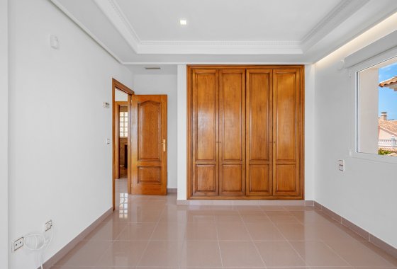 بازفروش - ویلا - Torrevieja