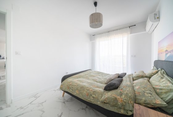 Resale - Apartment - Orihuela Costa - Punta Prima