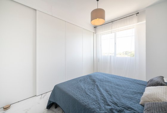 Resale - Apartment - Orihuela Costa - Punta Prima