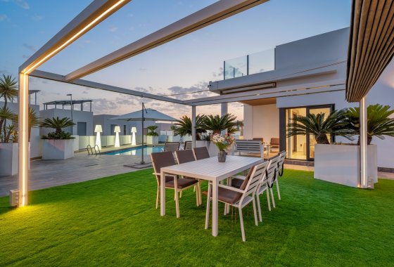 Resale - Villa - Orihuela Costa - Villamartín