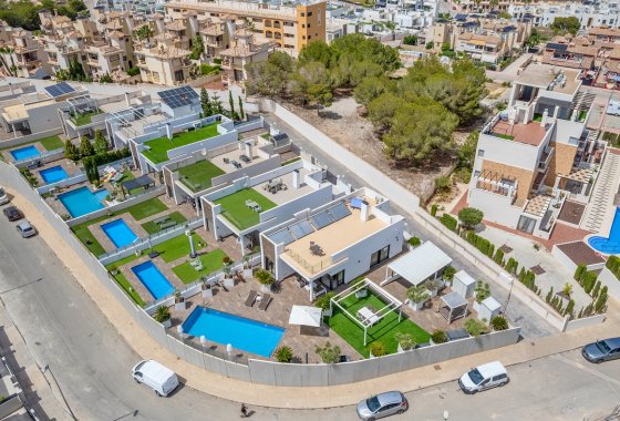 Resale - Villa - Orihuela Costa - Villamartín
