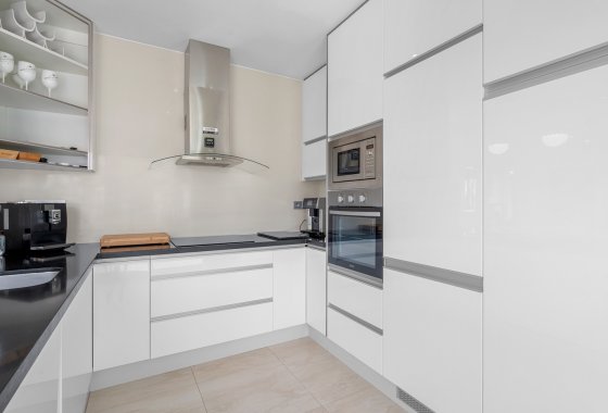 Resale - Villa - Orihuela Costa - Villamartín