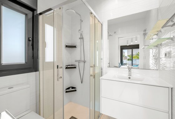 Resale - Villa - Orihuela Costa - Villamartín