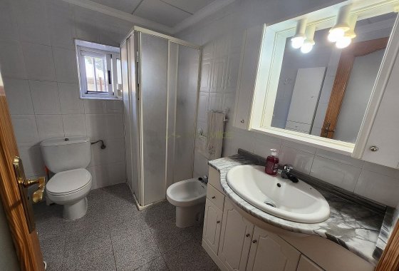 بازفروش - ویلا - Villena