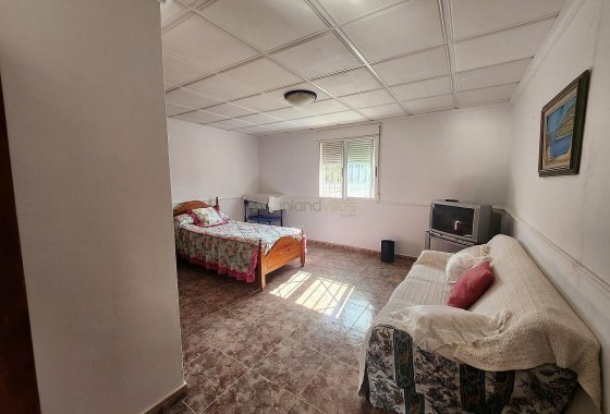 بازفروش - ویلا - Villena