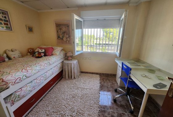 بازفروش - ویلا - Villena