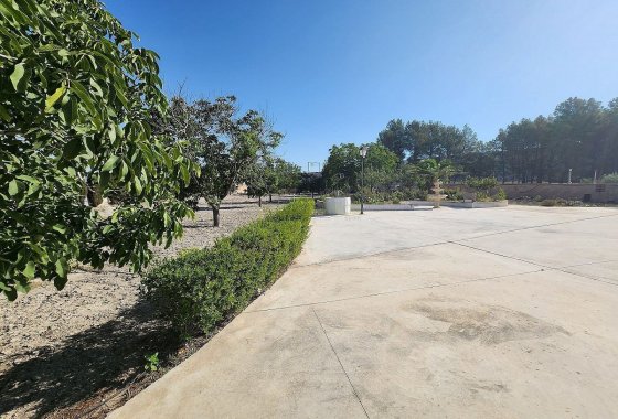 بازفروش - ویلا - Villena