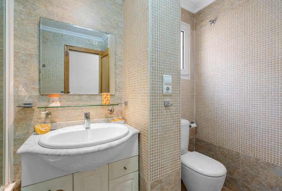 Resale - Apartment - Almoradí