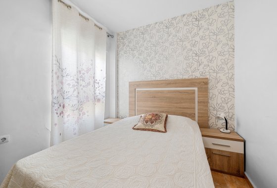 Resale - Apartment - Almoradí