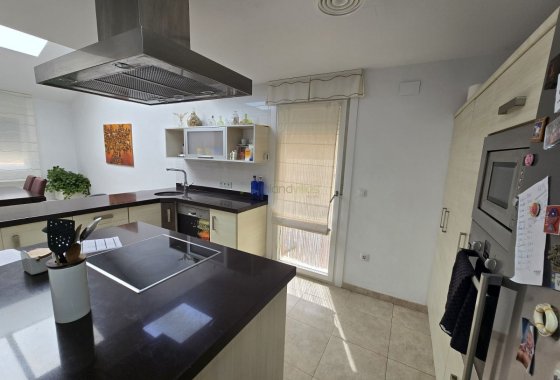 Wiederverkauf - Villa - Salinas