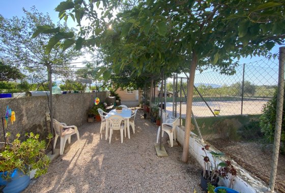 Reventa - Villa - Sax