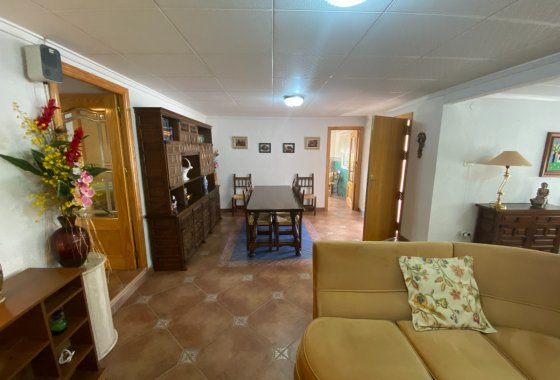 Reventa - Villa - Sax