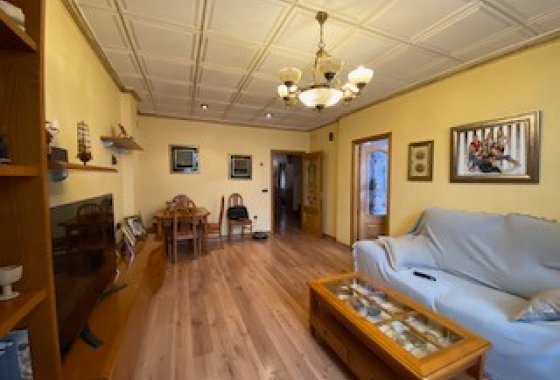 Wiederverkauf - Stadthaus - Sax