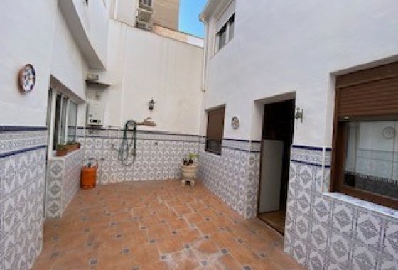 Wiederverkauf - Stadthaus - Sax