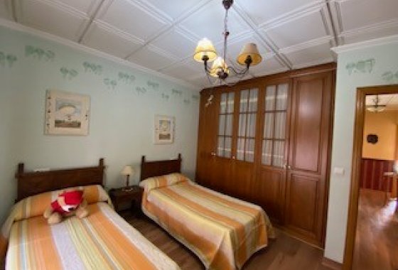 Wiederverkauf - Stadthaus - Sax