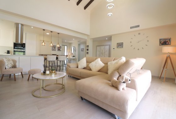 Resale - Villa - Algorfa - La Finca Golf Resort