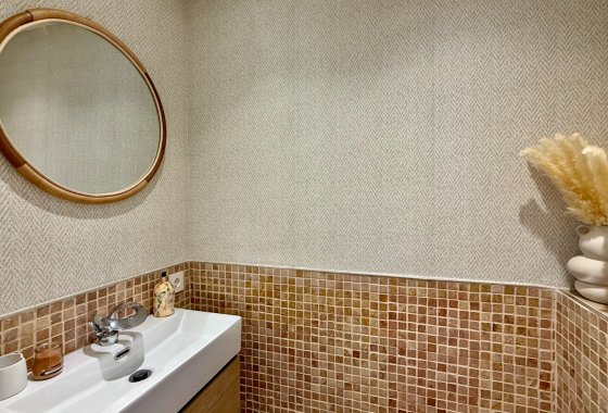 Resale - Apartment - Benahavis - La Quinta