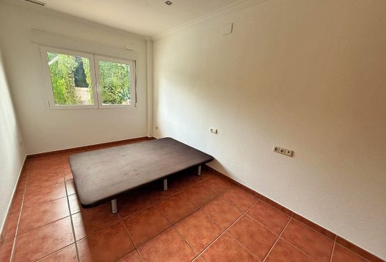 بازفروش - ویلا - Elda