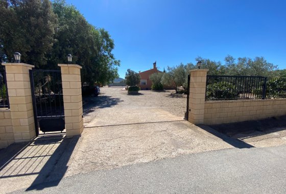 Wiederverkauf - Country House - Salinas