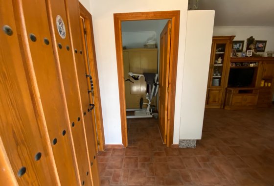 بازفروش - ویلا - Sax