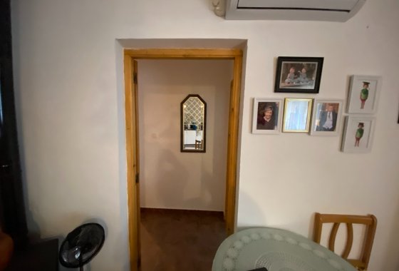 بازفروش - ویلا - Sax