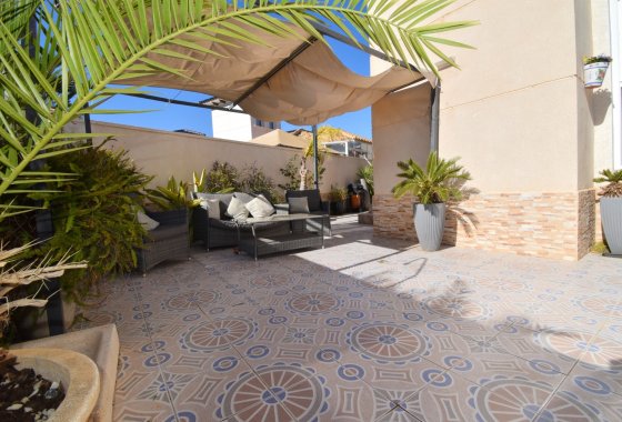 Resale - Villa - Orihuela Costa - Playa Flamenca