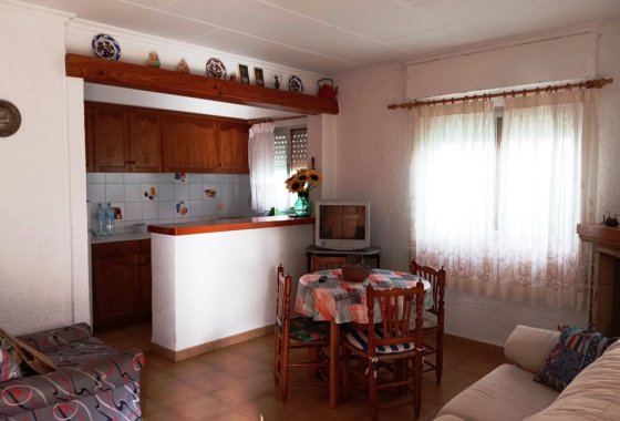 Resale - Villa - Oliva