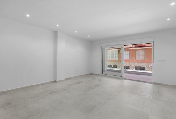 Resale - Apartment - Torrevieja - El Acequión - Los Náufragos