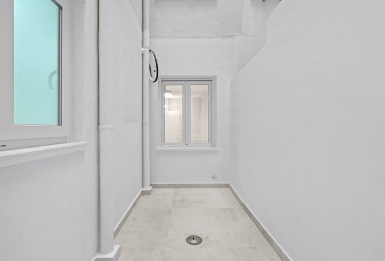 Resale - Apartment - Torrevieja - El Acequión - Los Náufragos