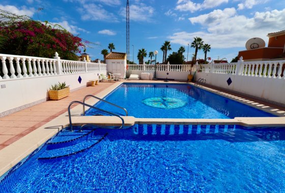 Resale - Villa - Guardamar del Segura - El Raso