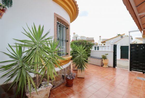 Resale - Villa - Guardamar del Segura - El Raso