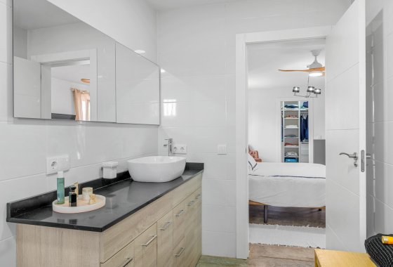 Resale - Country House - Elche