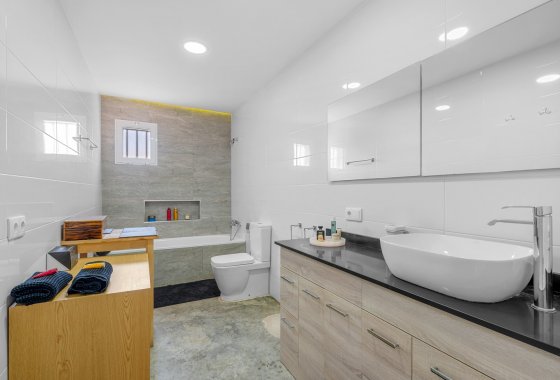 Resale - Country House - Elche