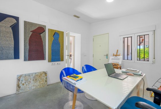 Resale - Country House - Elche