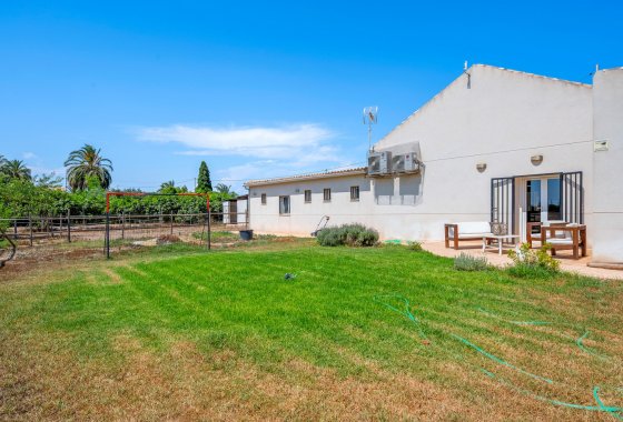 Resale - Country House - Elche