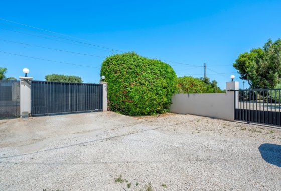 Resale - Country House - Elche