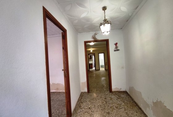 Resale - Townhouse - Planes