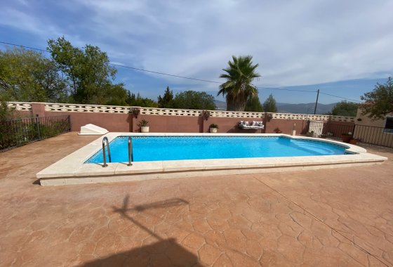 Reventa - Villa - Sax