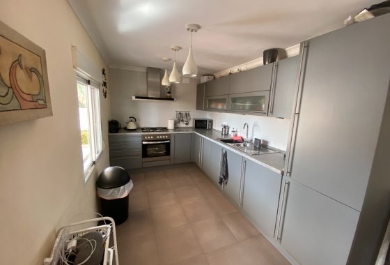 Reventa - Villa - Sax