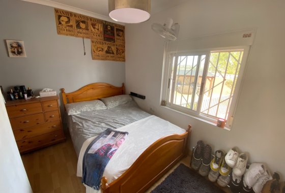 Reventa - Villa - Sax