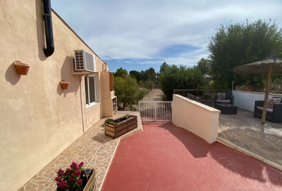 Reventa - Villa - Sax